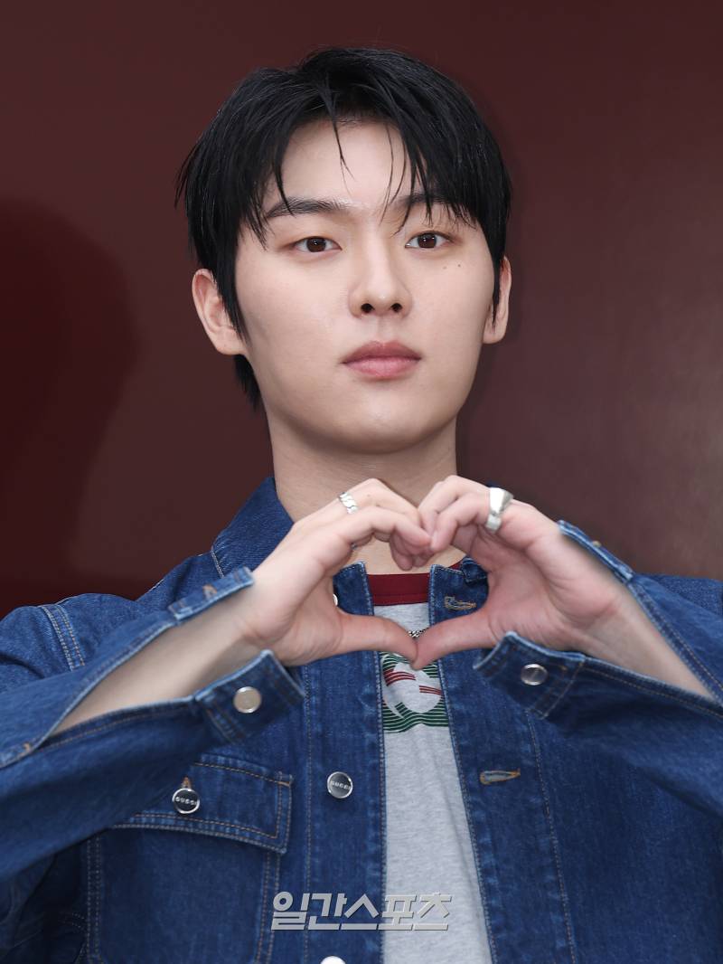 최민식도 픽했다…최현욱, ‘<b>맨 끝줄 소년</b>’으로 증명할 성장사 [RE스타...