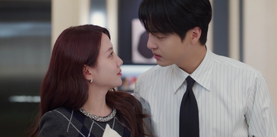 옹성우 비뚤어진 욕망 속…<b>박은빈</b><b>양세종</b>, 애정 과시 (<b>오싹한 연애</b>)