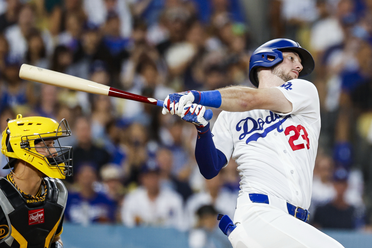 3331억 받고 다저스 왔는데 끝없는 추락…급기야 최근 7경기 1할대 타율