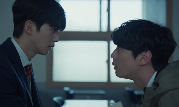 송강, 퇴학 위기 <b>이준영</b> 구했다… ‘<b>포핸즈</b>’ <b>시청률</b> 6%대 임박 [차트IS...