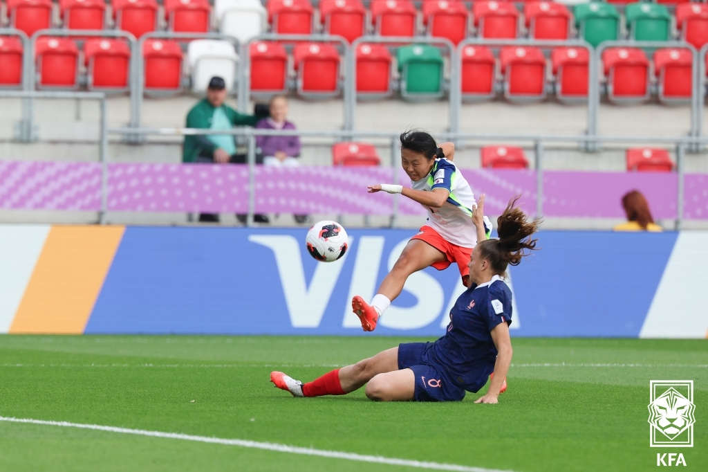 U-20 여자축구대표팀, 강호 프랑스와 팽팽한 0:0 무승부