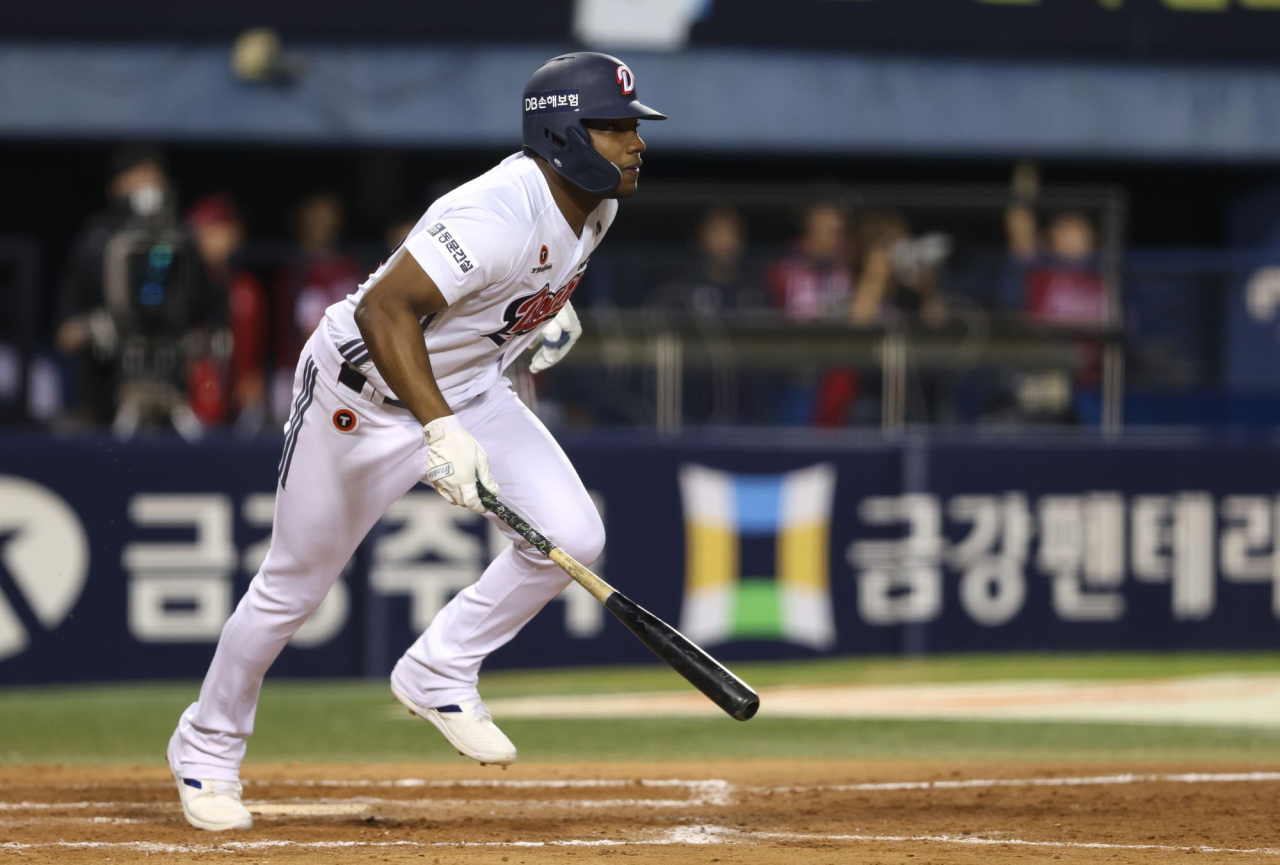 [IS 잠실] '3회에만 4점' <b>두산</b>, 모처럼 나온 빅이닝…<b>키움</b> 5-0 <b>제압</b>에도 ...