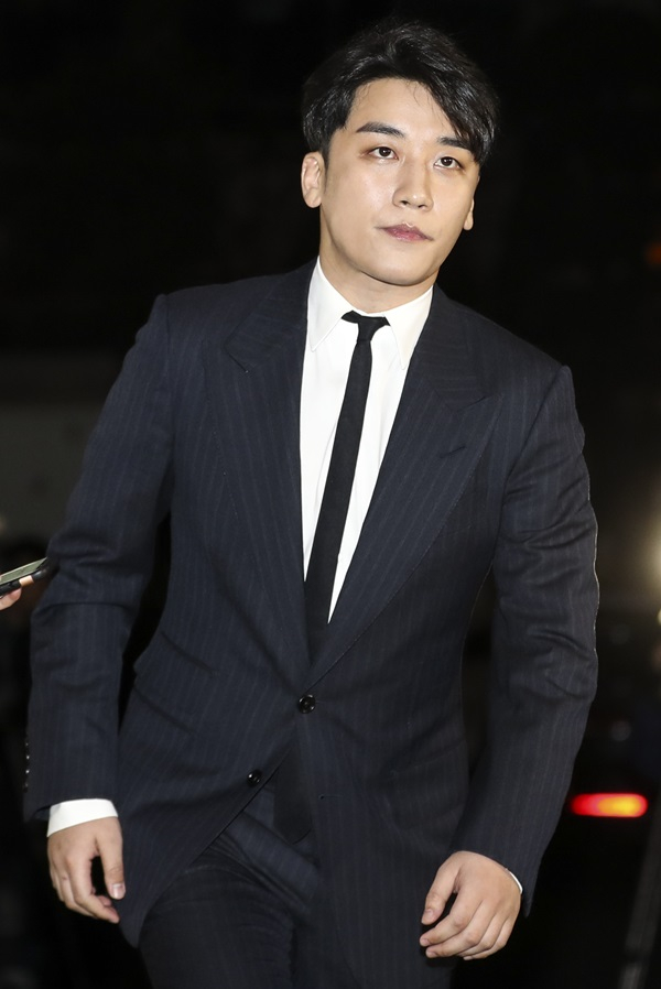 Seungri Seen Laughing with Friends Days Before Assault Accusation