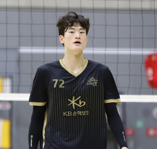 배번 72를 달고 일본 사카이 전지훈련에 참가한 임동균. 사진=KB손해보험