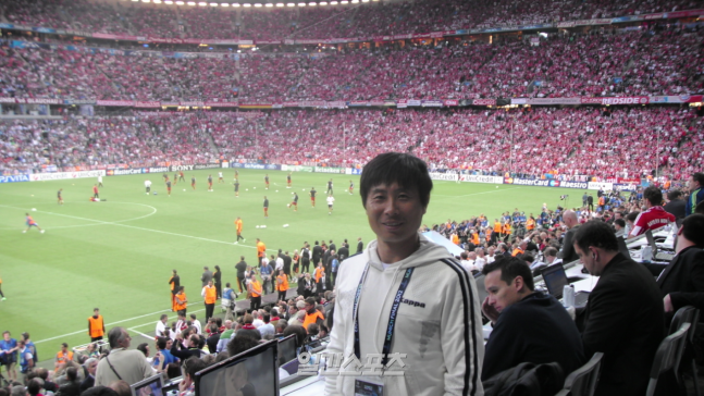 지난 2012년 UCL 결승전 현장을 찾은 김기동 감독의 모습. 사진=IS포토
