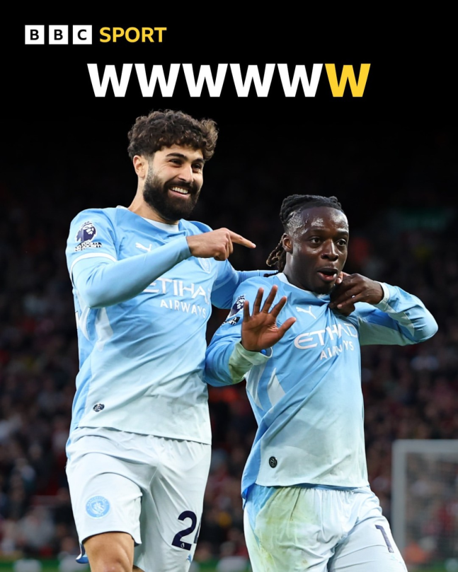 12일 안필드에서 열린 리버풀과의 EPL 6라운드 원정경기서 3-0으로 완승하며 개막 후 6연승을 질주한 맨시티. 사진은 추가 골 득점 후 환호하는 도쿠(오른쪽)와 그바르디올. 사진=BBC SNS