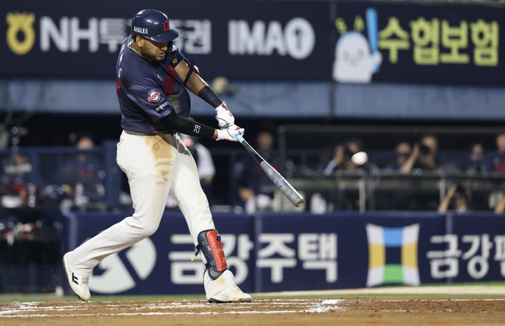 [IS 잠실] 최원준 3<b>안타</b>라고? <b>레이예스</b>도 또또또 쳤다...<b>210안타</b>는 홈런...