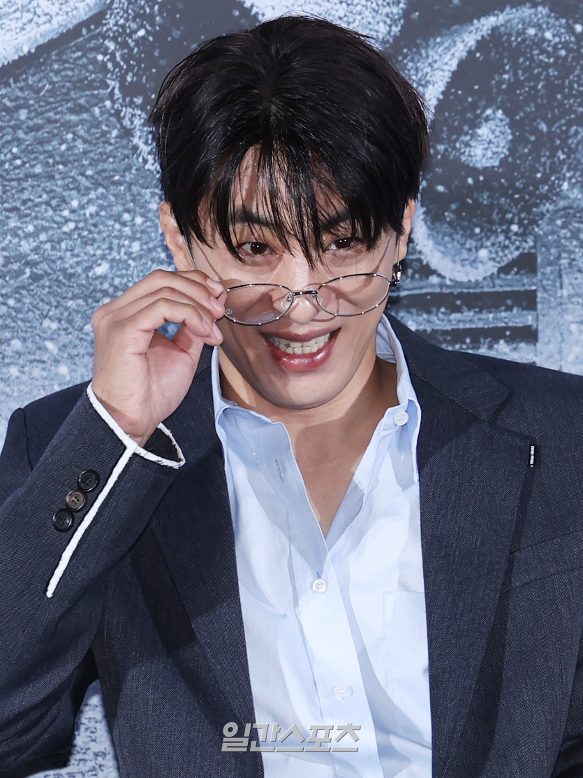 ‘<b>폭설</b>’ <b>구교환</b> “제가 피터팬이라면 <b>김윤석</b> 선배는 팅커벨”