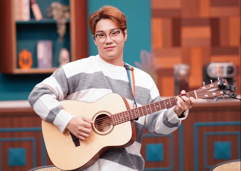 "어쩌다 내 인생 망가졌을까"...<b>유재환</b> SNS서 심경 토로