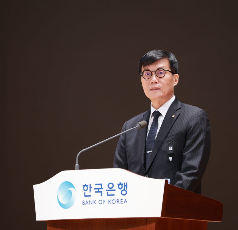이창용 총재, <b>최상목</b> 공개 지지 “<b>경제</b>·정치 분리 토대 만들어”