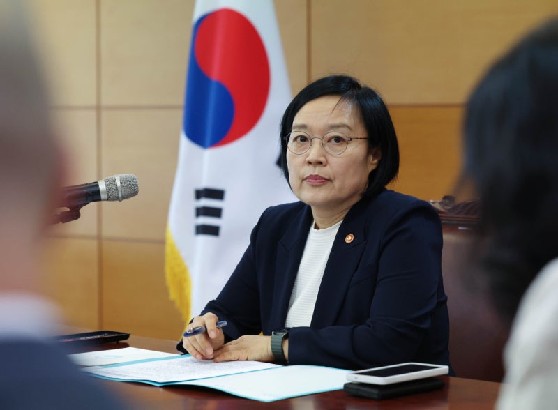 한성숙 잠실아파트 팔아 29억원 차익…'총리 지명' 경제6단체 "환영"