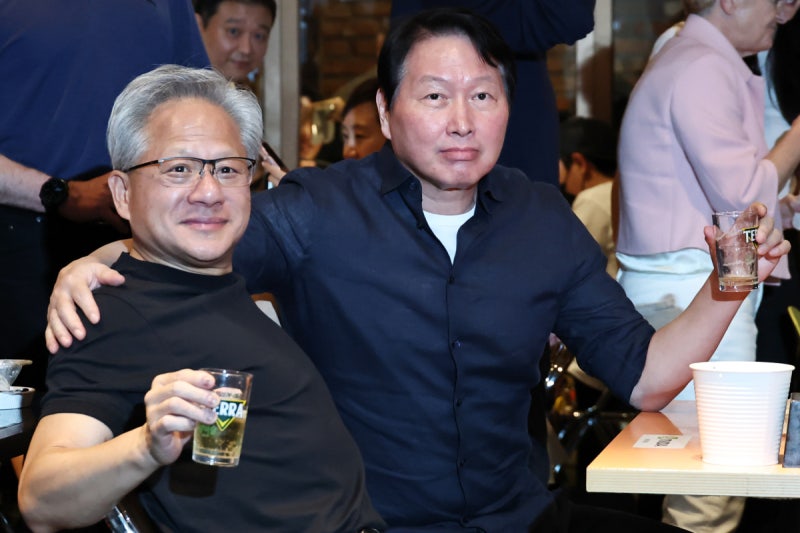 "왜 일본만 안 오나"…젠슨 황 ‘재팬 패싱’에 日 위기감 고조