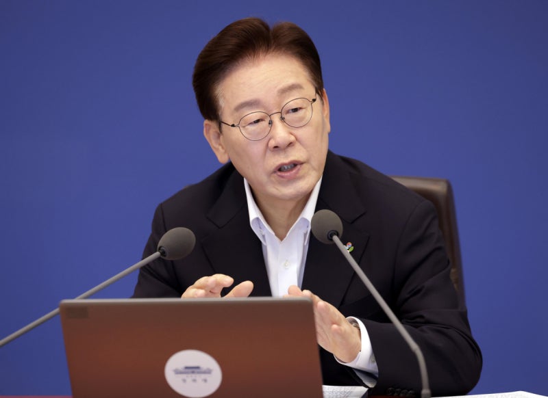 李 대통령 "호남 투자에 지역 차별 운운…누적 투자량 비교하면 조족지...
