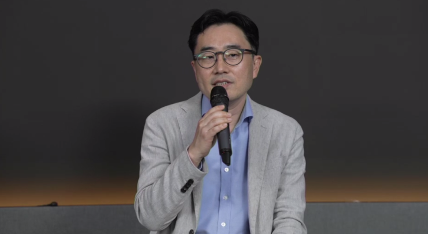 김도영 카카오X 내정대표가 21일 온라인 설명회에서 인적분할 취지를 설명하고 있다. [영상 캡처]