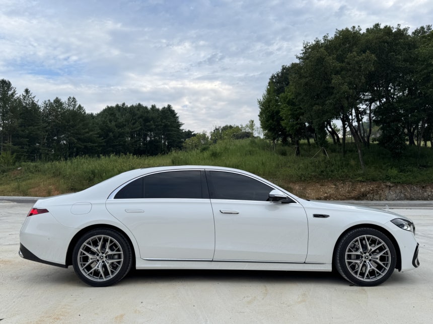 더 뉴 메르세데스-벤츠 S 450 4MATIC Long AMG Line. [사진 박세진 기자]