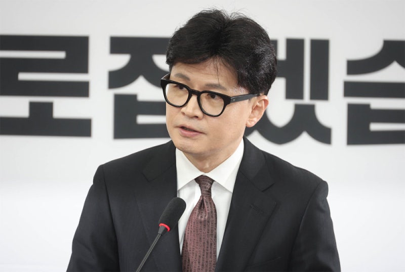 ‘조기 복귀’ <b>한동훈</b>, ‘별의 순간’ 열릴까