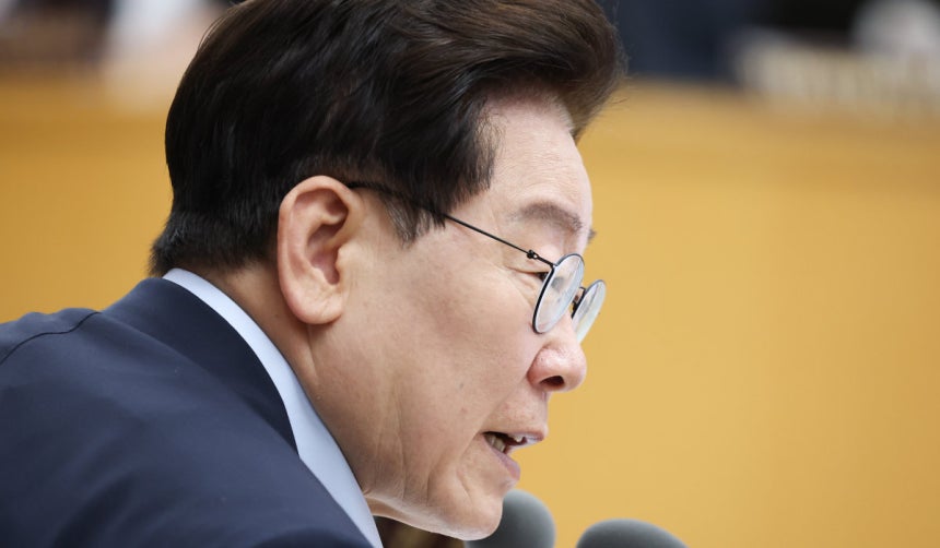 이재명 대통령이 8월 11일 세종 정부세종청사에서 열린 국무회의에서 발언하고 있다. 뉴스1