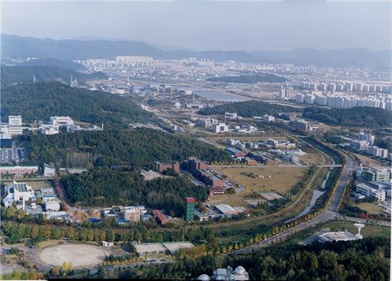한국 '과학기술의 터', 대덕특구를 이끈다 - 뉴스 썸네일 이미지