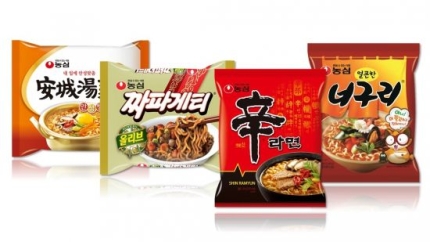 Cả thế giới nấu ăn ở nhà mùa Covid-19. Dân Mỹ hay dân Hàn đều ăn mỳ ở nhà