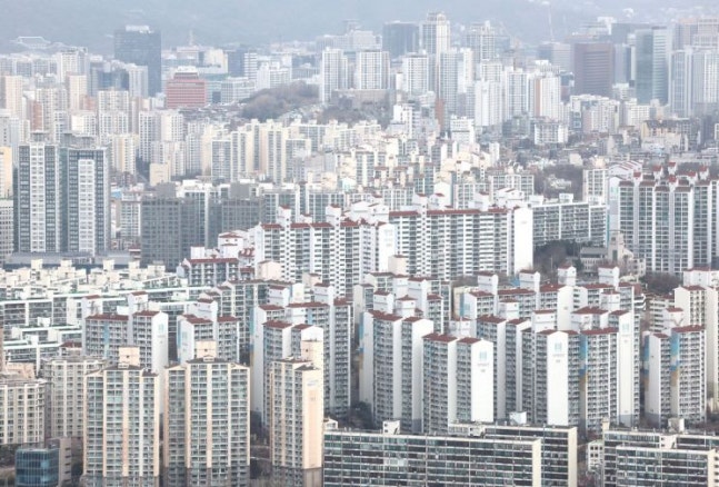 대출 쉬워진 2030, 다시 아파트 매입…집값 반등 이끌까
