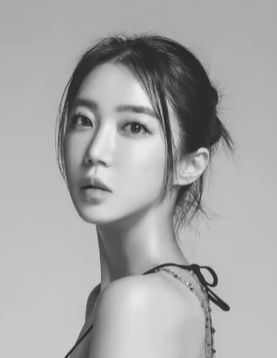 부산 사직구장 <b>프로야구</b> <b>유니세프</b>시리즈, 하하·권은진 시구