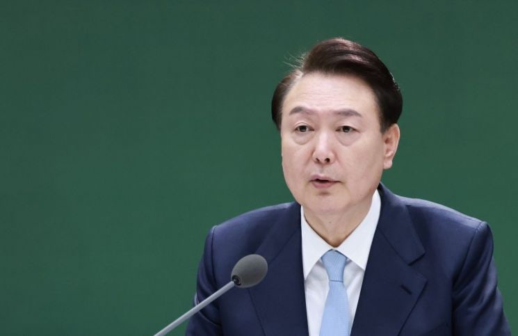尹, 7일 오후 10시 KBS서 <b>신년</b> 100분 <b>대담</b>…김 여사 논란 입장 표명