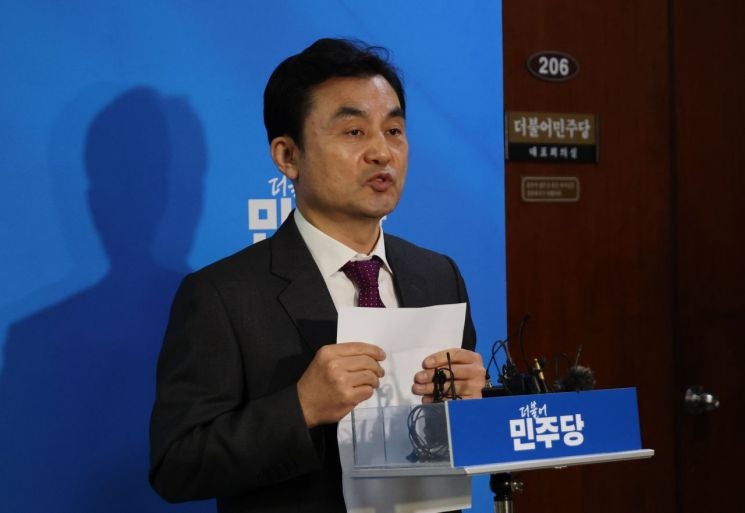 민주당, 홍영표·안민석·기동민 컷오프…김남근 성북구을·차지호 오산시 공...