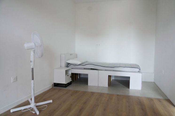 여름에 열리는 파리<b>올림픽 선수촌</b>에 <b>에어컨</b> 없다? "세기의 모험"