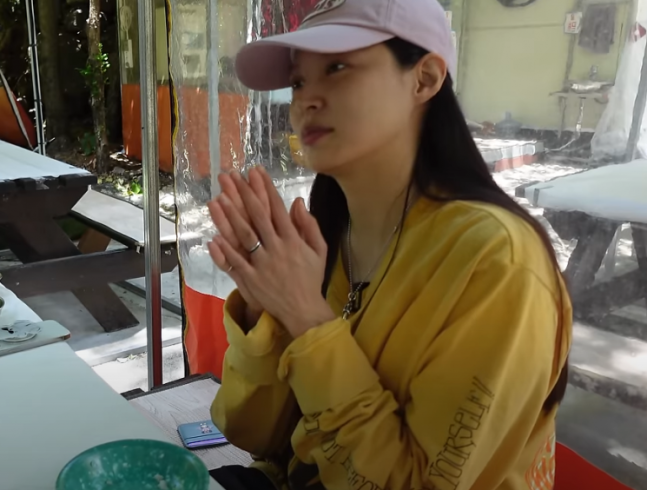 祖國創新派對的女兒Cho Min即將在18日在他的YouTube頻道上結婚，該錄像帶名為“Namwon Travel Overing and Fighting and Fighting the Treliminary Bridegroom。該視頻在19日在14點記錄了62,000次觀看次數。