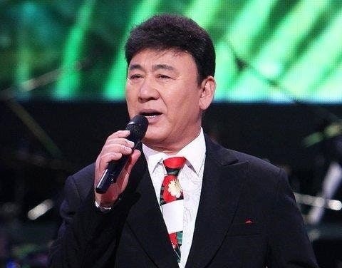 '봉선화 연정' 가수 <b>현철 별세</b>…향년 <b>82세</b>