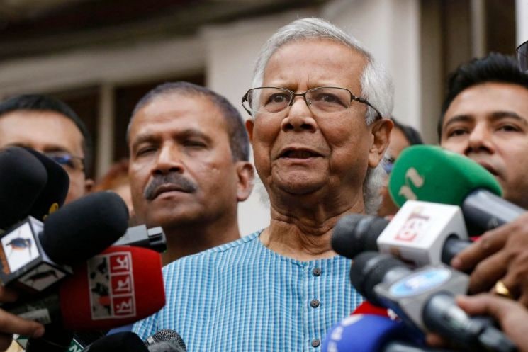 과도정부 구성 착수한 <b>방글라데시</b>…"<b>노벨상</b> 유누스가 수반"