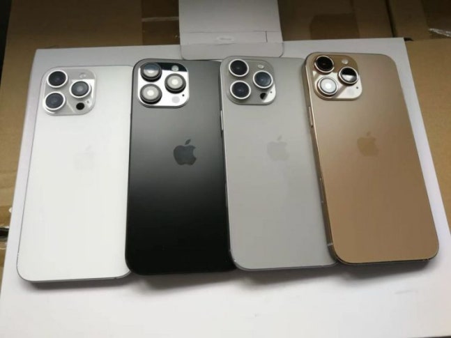 iPhone 16 Pro dummy. Source=Sony Dixon X (former Twitter)