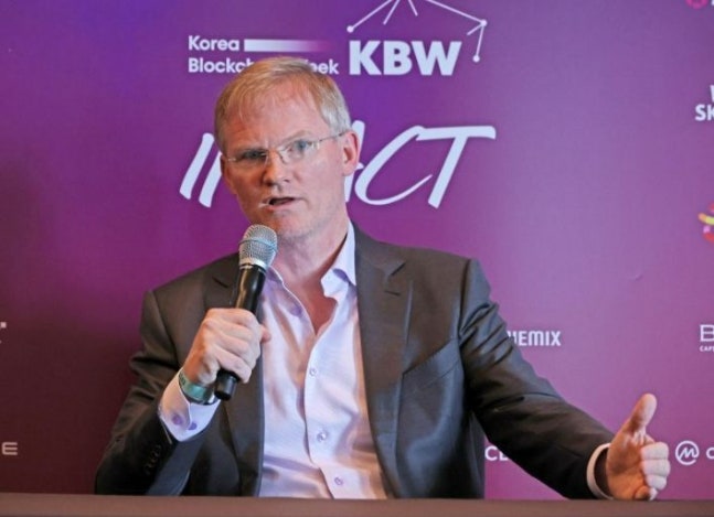 On the 3rd, global digital asset financial institution BitGo announced that it will participate as a major shareholder in BitGo Korea, the Korean entity established jointly by Hana Financial Group and SK Telecom this year. Pictured is Mike Belshe, CEO of BitGo, speaking at 'Korea Blockchain Week 2024(KBW 2024)' on the 3rd.