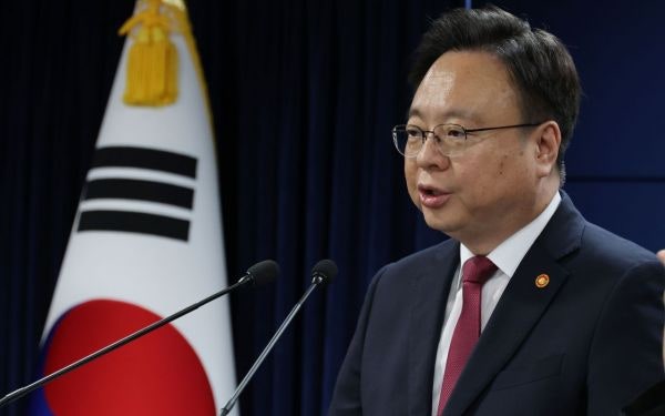 [속보]<b>조규홍 장관</b> "이제는 의정갈등 마무리할 때…의료계 결단 기대"