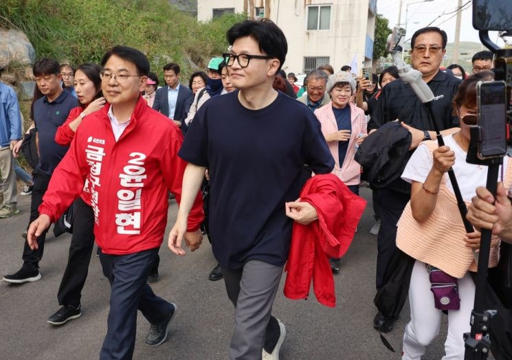 여야, <b>부산</b> 재보선 <b>총력전</b>…韓"인적 쇄신"·李 "2차 심판"