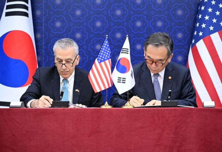 한국·미국, <b>방위비분담</b><b>협정</b> 서명…'국회 동의'만 남아
