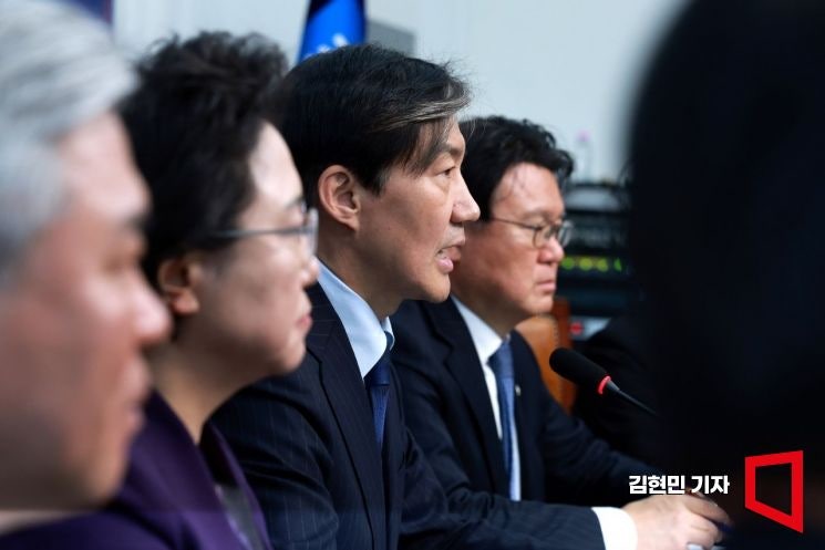 선관위 "조국혁신당 <b>백선희</b>, 조국 <b>비례대표 승계</b>"
