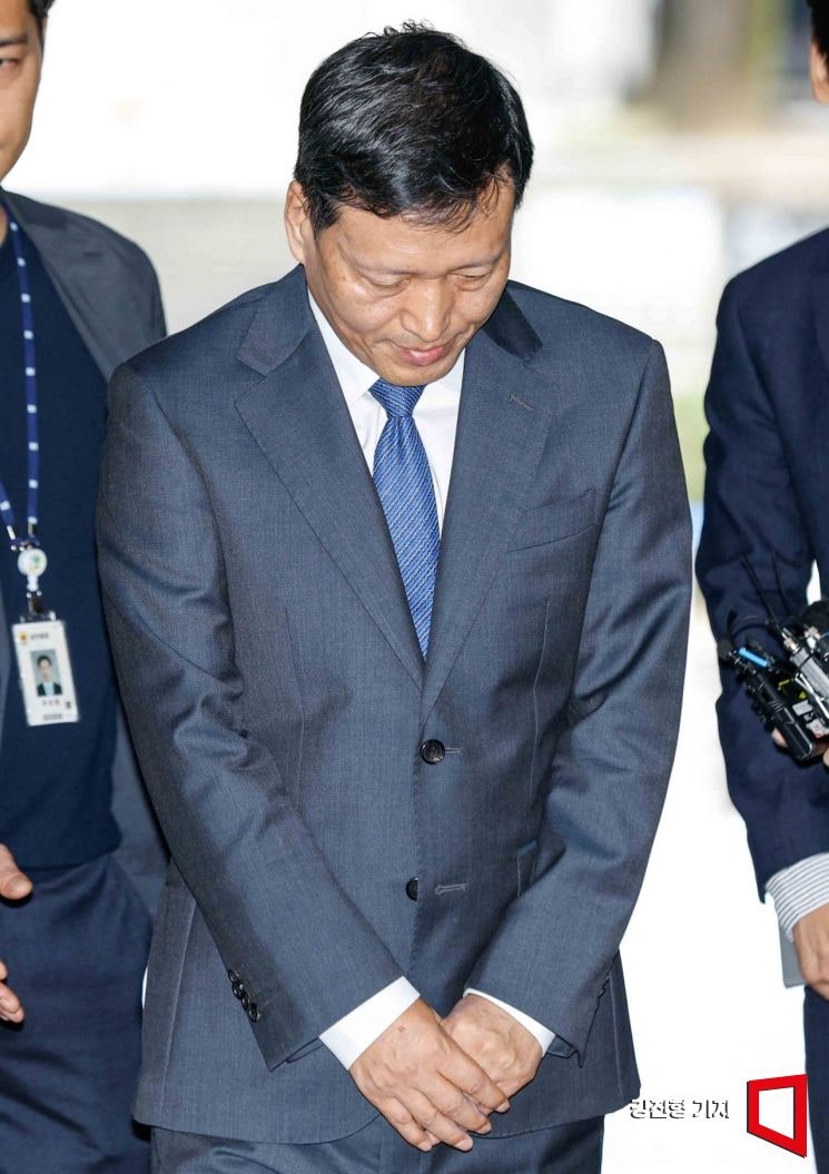 ‘<b>티메프</b> 사태’ <b>구영배</b>, 200억대 임금 체불 혐의…구속 기로