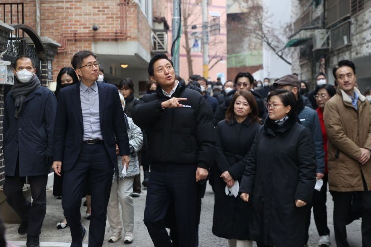 <b>오세훈</b>표 '<b>규제철폐</b>', 투출기관까지…따릉이, 어린이도 탄다