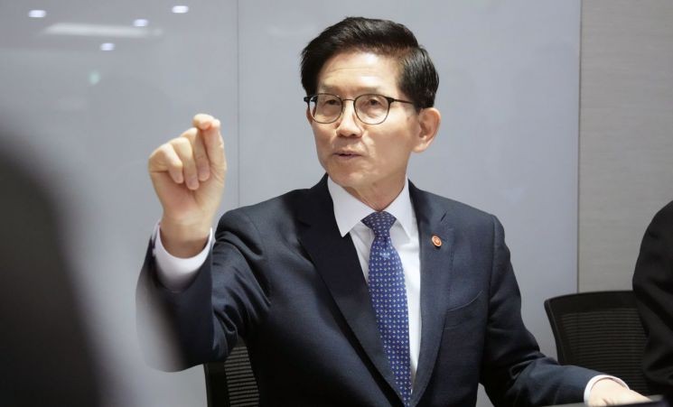[전문]<b>김문수</b> 고용부 장관 "<b>공수처</b> 없어져야, 헌재도 문제"