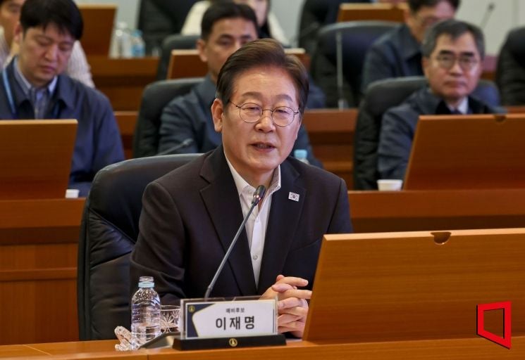 이재명, 의료 정책 공약 발표…"<b>의대 정원 합리화</b>"