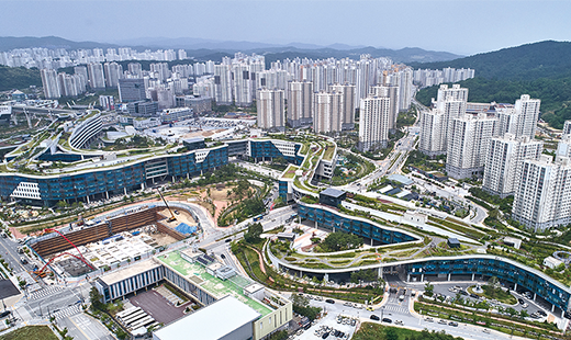 정부세종청사 전경. 정부청사관리본부 홈페이지.