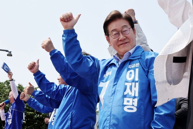 마지막 주말 ‘경부선’ <b>유세</b> 나선 <b>이재명</b>…통합·성장 부각