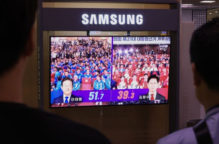 국힘, 출구조사 발표에 "기대 못 미치는 <b>결과</b>…국민 뜻 <b>겸허히 수용</b>"