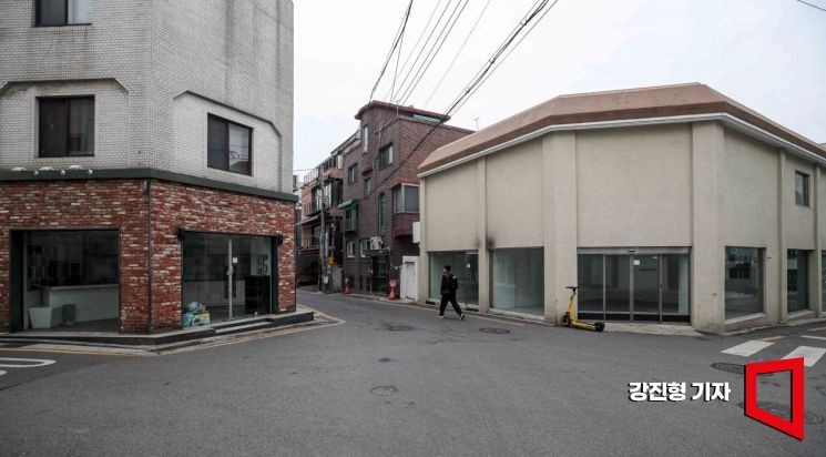 경기불황 직격탄…<b>자영업</b>·부동산업 부실대출 대폭 늘었다