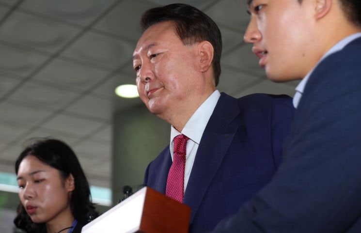 <b>윤석열</b> 前 대통령, 특검 2차 조사까지 마무리…<b>구속영장 청구</b> 검토