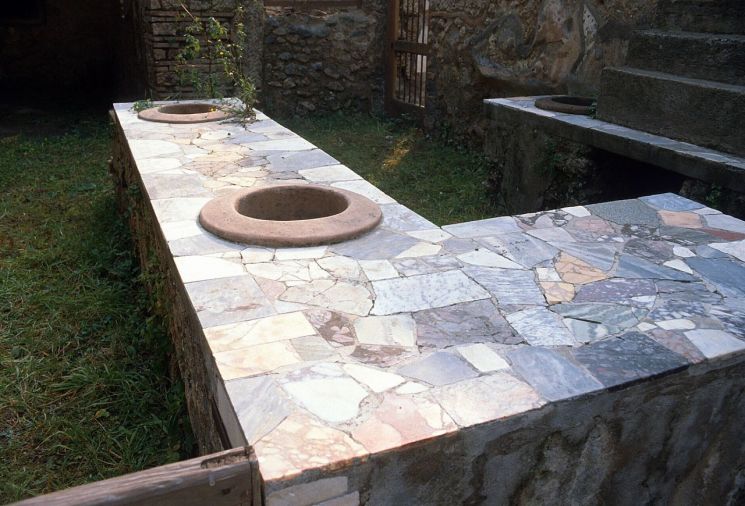 (Pompei) ߱  .