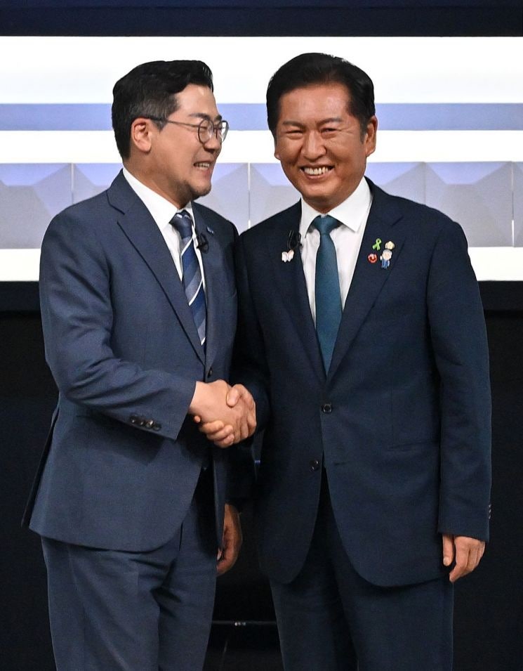"내란세력과 협치 없어"…<b>정청래</b>·<b>박찬대</b>, 2차 <b>TV토론</b>서 한 목소리