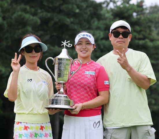 2년 차 <b>유현조</b>, 메이저 KB금융 스타챔피언십 <b>2연패</b>