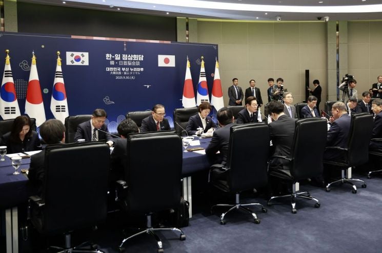 대통령실 "<b>한일 정상</b>, 한반도 완전한 <b>비핵화</b> 의지 재확인"